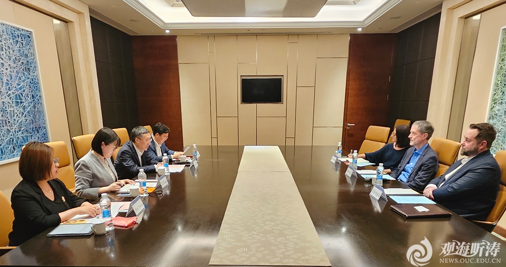 澳大利亚塔斯马尼亚大学校长鲁弗斯•布莱克一行访问中国海洋大学