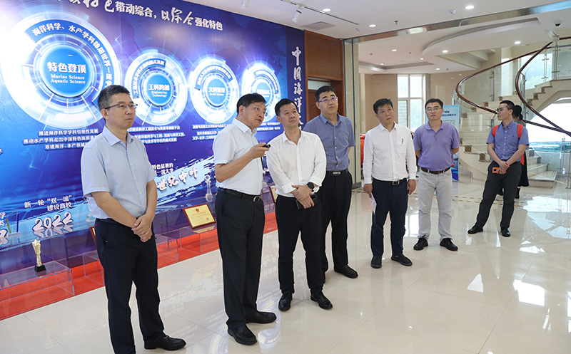 深圳港集团党委委员、副总经理王彦一行到校考察调研